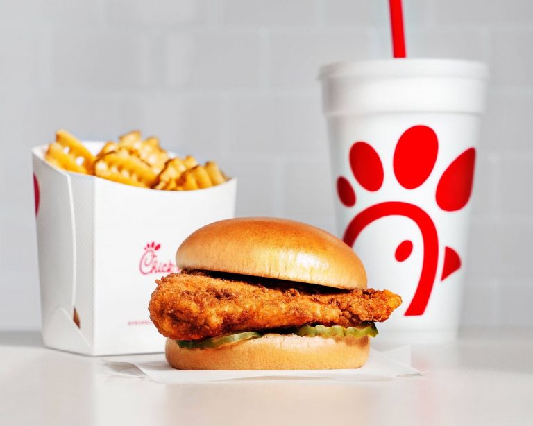 what time does chick-fil-a stop serving breakfast